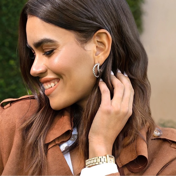 🎉HP✨Curateur x Rendor Victoria Double Hoop Earrings/White Gold plated Sm 1:05” - Picture 2 of 7